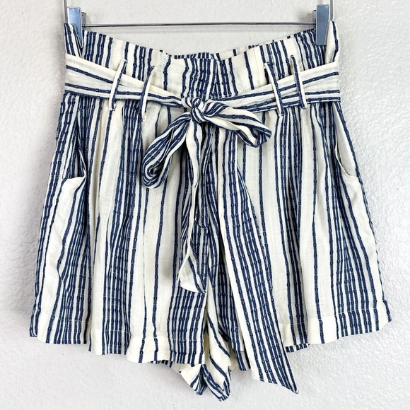 Lulus Laguna Blue Strip High Waist Shorts Size L - Picture 2 of 8